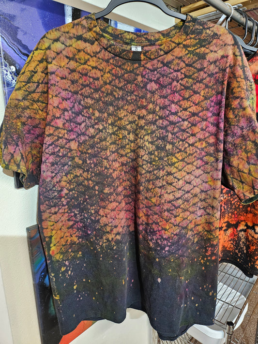 "Toxic Mesh" - Streetwear Reverse Dye T-Shirt