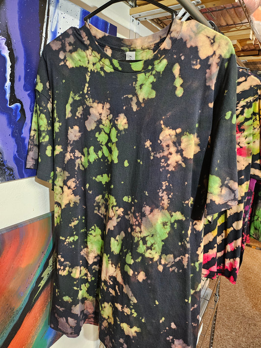 "Camo Splash" - Streetwear Reverse Dye T-Shirt